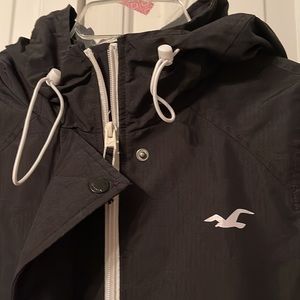 HOLLISTER California: ALL-WEATHER JACKET. Like New. Pet & Smoke Free Home.